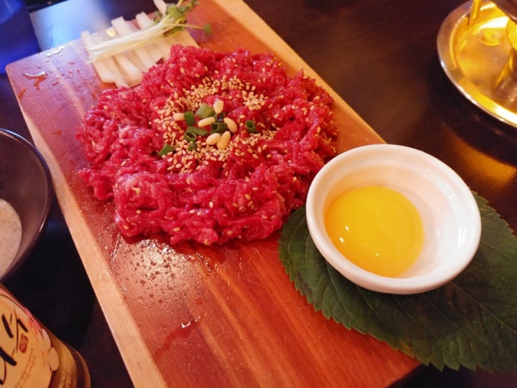  수원역 로데오거리 맛집 / 육회독존, 가볍게 좋아요.