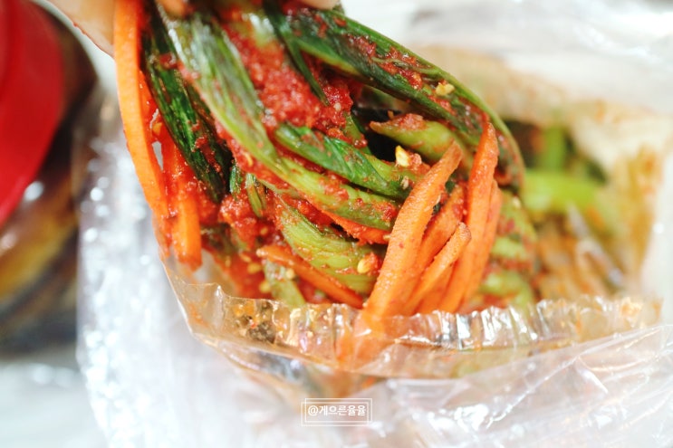  이시언 갓김치 여수 노래미게장 너무 맛있어요