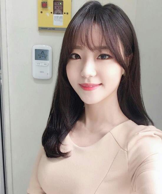  허송연 열애설 전현무 허영지