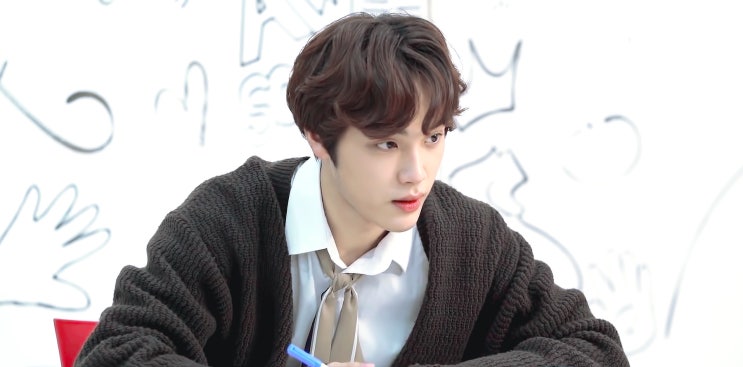  더보이즈 주학년 이름 탐구