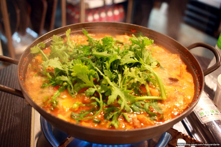  아티스틱한 곱창전골 발산역 맛집 범근내, 갤러리인가? 마곡 맛집인가!