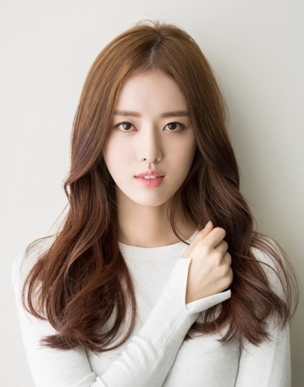 60대 택시기사 폭행한 26세 배우 한지선? 60대 택시기사 폭행한 26세 배우 한지선?