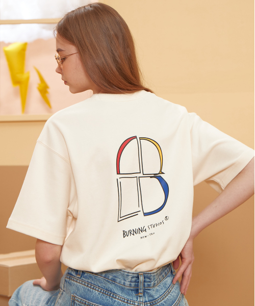 [특가] 15% 할인! BURNING (버닝) "B" Window T-shirt (Cream)