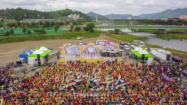  장성 홍길동 축제와 황룡강 꽃길이 만나 새롭게 시작하는 장성 황룡강 (洪)길동무 꽃길 축제