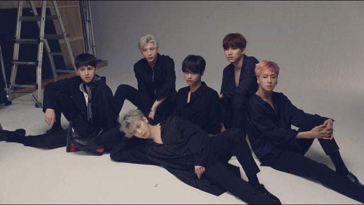  리얼브이 빅스! 데뷔 7주년 축하해!