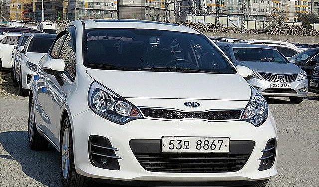  기아 더 뉴 프라이드 5DR 1.6 GDI 프레스티지 중고차 가격놀랍게저렴하군