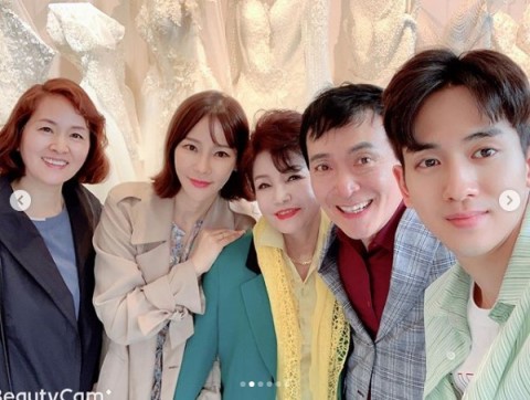  미나, 예비 아빠 나기수 향한 무한 애정 "실검 오르신거 축하해요"… 나기수 누구? 