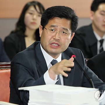 조진래 전 의원 함안서 숨진채 발견, 극단적 선택 추정 조진래 전 의원 함안서 숨진채 발견, 극단적 선택 추정