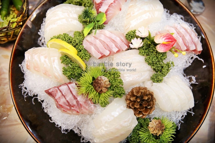  여수 돌산 맛집 이정도 회는되야 !!