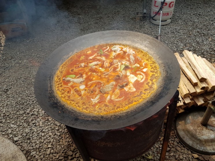 가평맛집! 이영자 솥뚜껑닭볶음탕! 올림픽밸리/지룸이 다녀왔어요:)