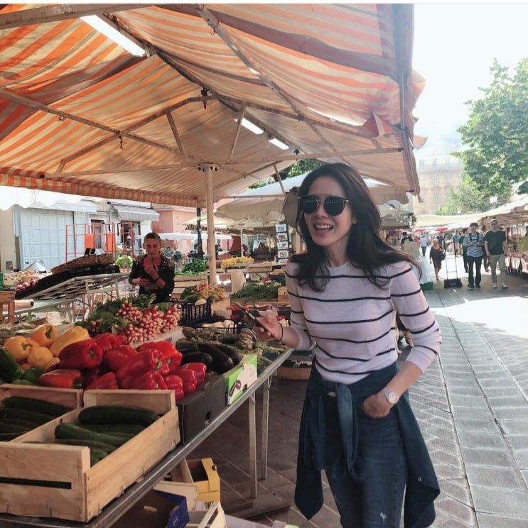  손예진-인스타그램 사진