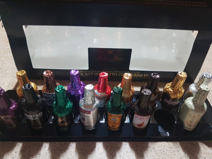  안톤버그의 위스키 봉봉을 먹어보다.