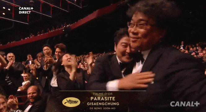  2019 칸 영화제 봉준호 감독의 <기생충> 한국 영화 최초의 황금종려상 수상!!!!