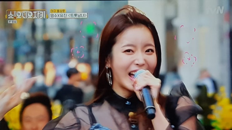  쇼오디오자키! 하얀 피부와 청순한 눈망울의 반전 매력 "대전 수지"