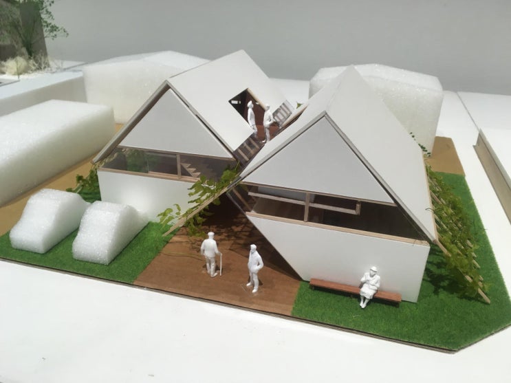 톡톡 튀는 아이디어 주택 설계 하우스 플랜 건축 판넬 뷰