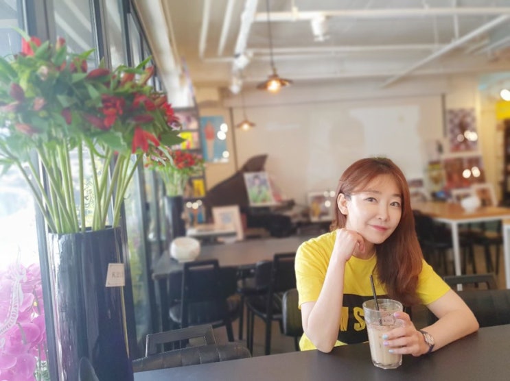  K212. 태진아님 만나다~ 이태원 주차가능카페. 이태원 맛집. 태진아카페