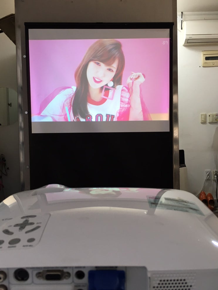  캠핑 빔프로젝터 높은 안시 맞춤식 빔프로젝터렌탈
