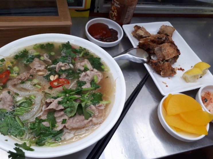 [평택 통복시장 맛집] 통복시장 베트남 쌀국수와 월남쌈 튀김 대존맛