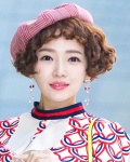  영화배우, 서양화가 윤송이님 사주.