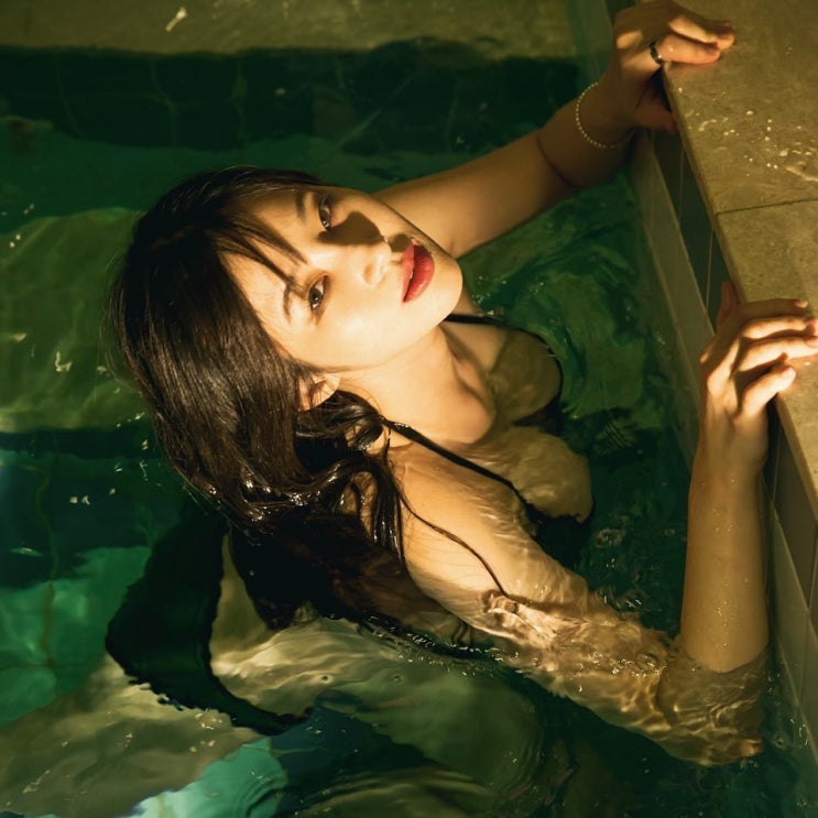 란제리 디자이너로 변신한 맥심 모델 김우현 움짤 인스타그램 란제리 디자이너로 변신한 맥심 모델 김우현 움짤 인스타그램