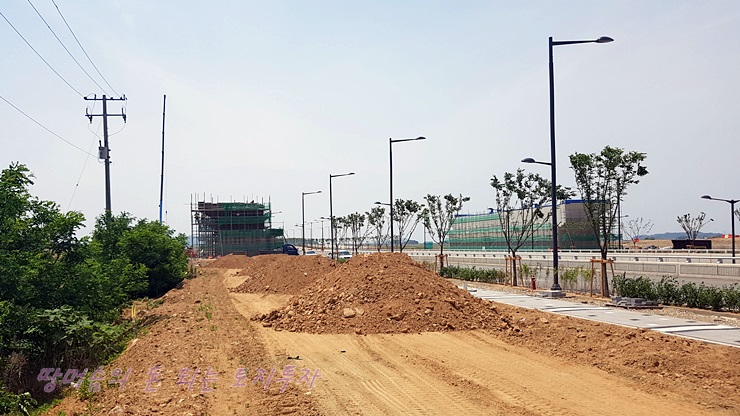  송산그린시티 황해경제자유구역 포함과 서해선, 수인선 공사현장