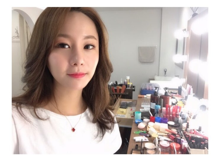  데일리메이크업/잠실메이크업 ,송파메이크업,잠실헤어메이크업,잠실새내,신천,2호선,연중무휴,예약제,새벽예약,데일리,면접,승무원,혼주,웨딩,프로필,촬영,소개팅,돌잔치등 레슨,출장
