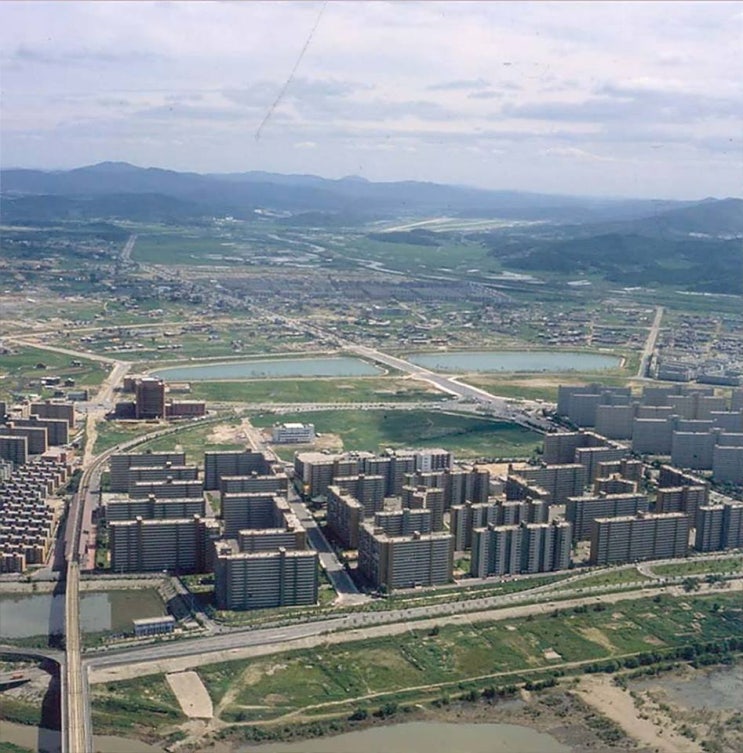  잠실 장미아파트, 석촌호수 주변, 1983년