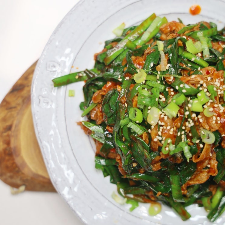  [부추요리]맛있게 매콤한 돼지고기 부추볶음