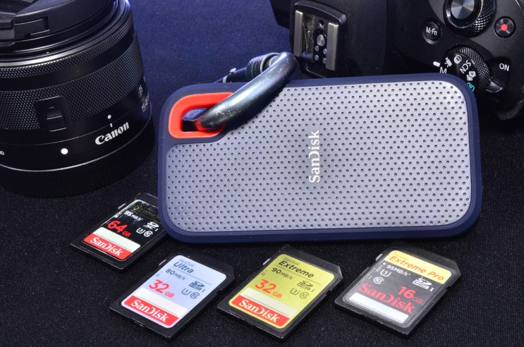  SanDisk Extreme Portable SSD E60 (500GB) - 필드에 강한 방수방진 고성능 휴대용 스토리지 외장하드 추천