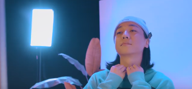  호구의 연애에서 허경환을 보다가 넉살을 보게 되었는데 닮았네~