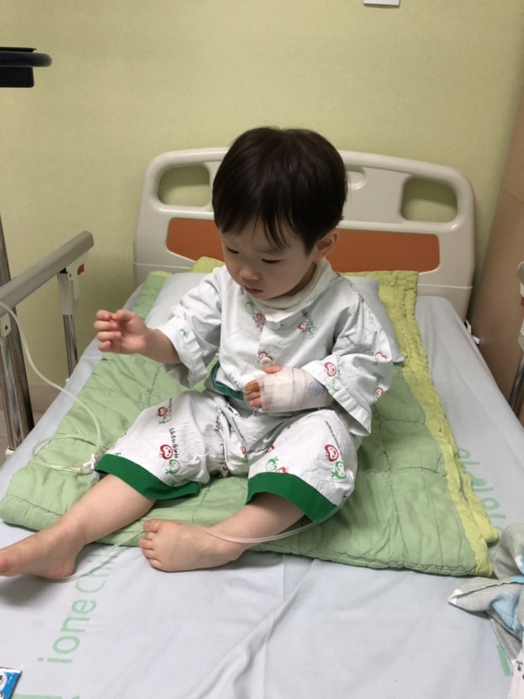 40도 고열, 기침감기, 중이염, 폐렴 입원 그리고 아데노바이러스