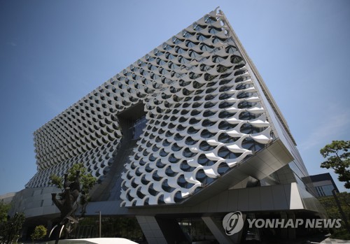 코오롱티슈진 주주 142명, 65억원 규모 손해배상 청구