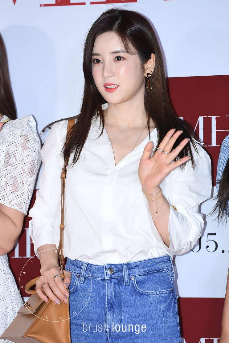  [영화 ‘0.0MHz’ VIP시사회] 에이핑크 박초롱 네일 아트