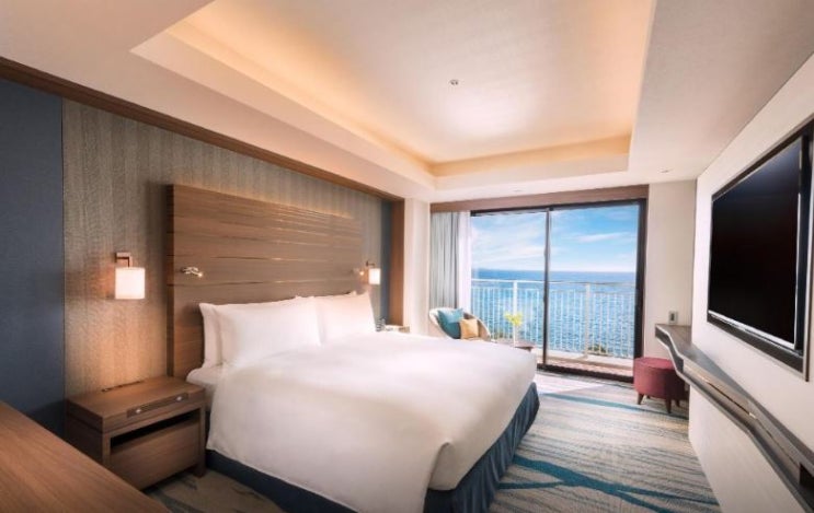  (오키나와 중부) 더블트리 바이 힐튼 오키나와 리조트 DoubleTree by Hilton Okinawa Chatan Resort