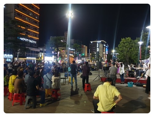  (영천아코디언&실용음악학원) 영천아코디언레슨 2019년 5월 25일 포항 영일대 해수욕장 아코디언 듀엣무대 연주동영상