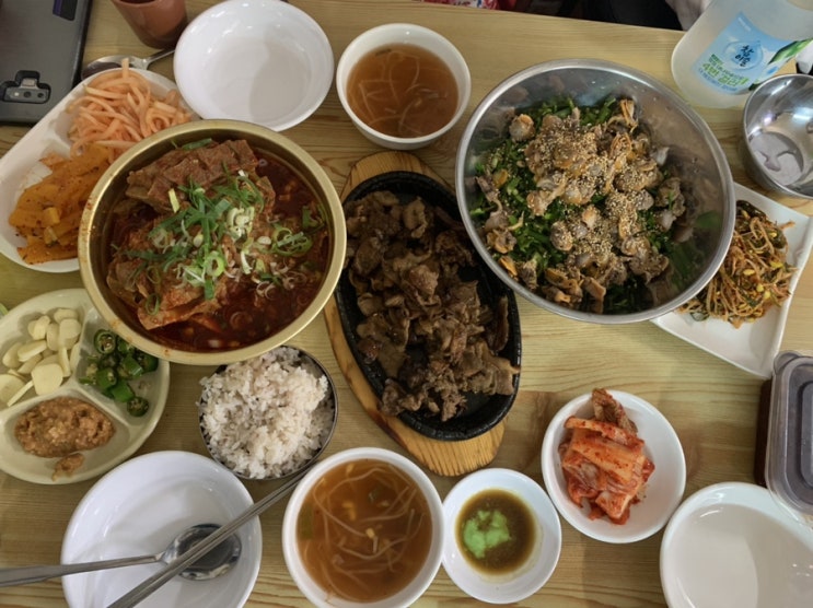  [성수동맛집] 아는 사람만 안다는 바로 그 집 뚝도시장 ‘서울맛집’ 에서 꼬막비빔밥, 감자탕 상다리 휘어지게 먹기 !!