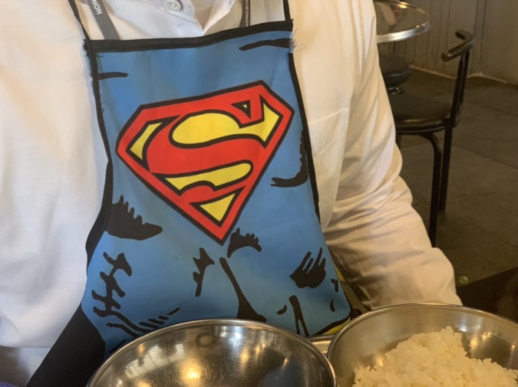  히어로  영웅 재밌는 코믹 앞치마, 대박 분위기 어쩔 ㅋㅋ 재미있는 인싸 아이템입니다 별난 섹시코드 원츄