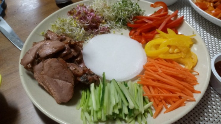 행복25주년 내집맛집 달봉이치킨으로 감사를