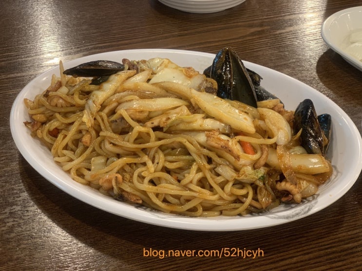  수원 아주대 짬뽕타임 신메뉴 볶음면 탕수육이랑 함께 아주대맛집