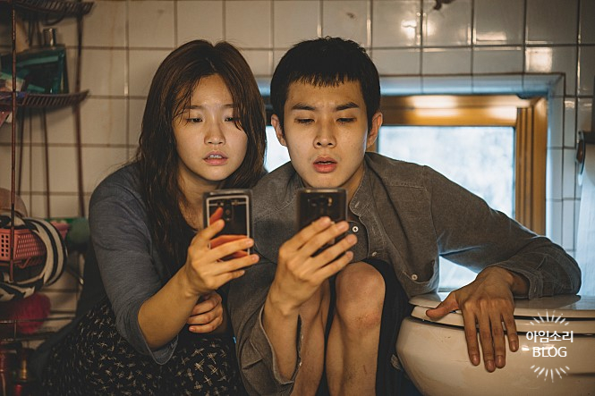  영화 기생충 후기 - 반지하에 살던 내가 서글퍼지다