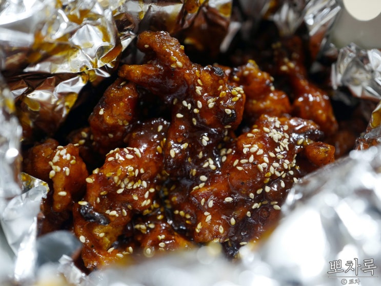  치킨 추천 맛있는 닭발튀김 신메뉴 배달 시켜 먹음!