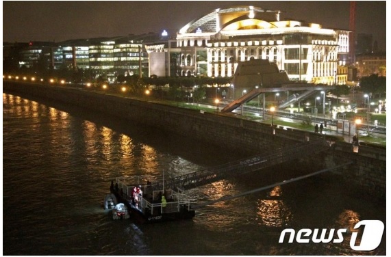 참좋은 여행사 헝가리 유람선 침몰...한국인 33명중 7명 사망,7명 구조(상보)
