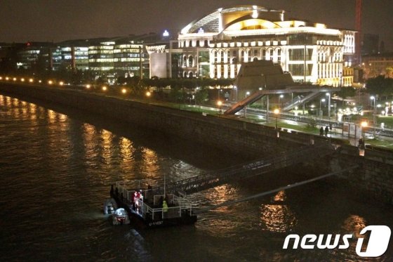 헝가리 유람선 침몰…한국인 33명 중 7명 사망, 7명 구조(상보)