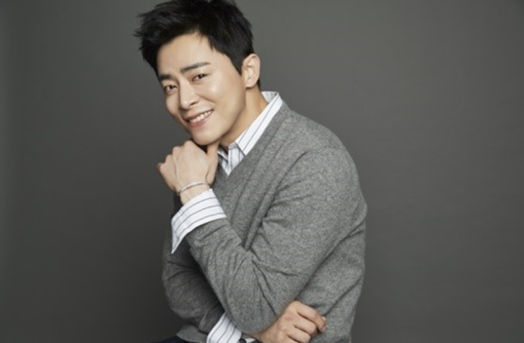  슬기로운 의사생활 조정석 신원호 PD의 새 작품에서 주연을?