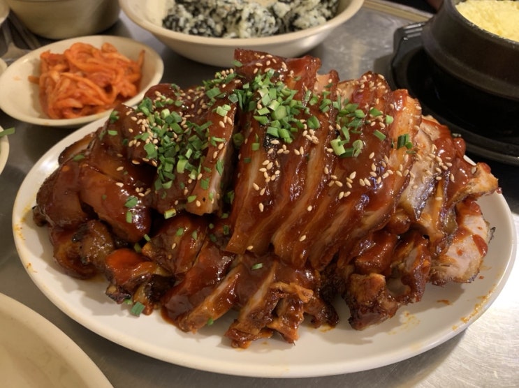  [쌍문 족발]창신동 매운족발 with 주먹밥, 계란찜 후기!