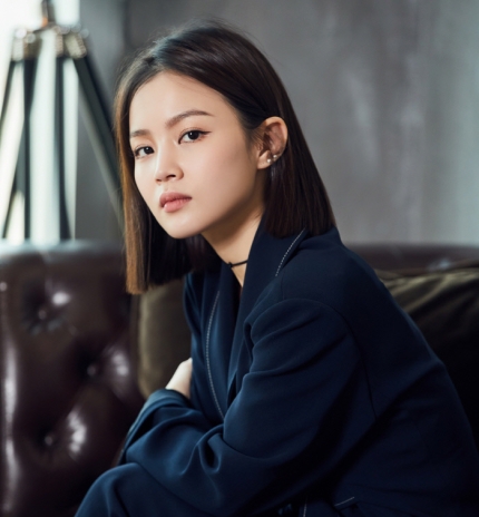   이하이 “팬들 너무 오래 기다리게 해 늘 미안했다”