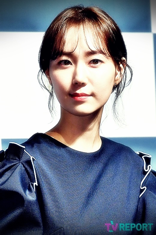 “죽고 싶다” 이유영 측 “SNS 글, 실수로 잘못 올린 것” “죽고 싶다” 이유영 측 “SNS 글, 실수로 잘못 올린 것”