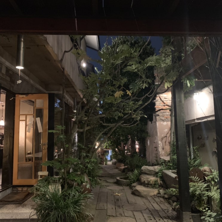  [경성대/부경대] 경성대 문화골목 분위기좋은 카페 다반(茶伴)