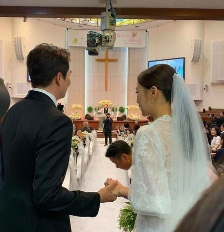 김석훈 결혼 나이 교회 신부 사진 직업