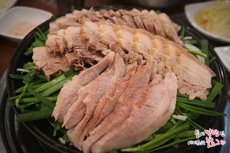 용인 신갈 맛집 60년 전통 메밀래 항정보쌈 먹어보니...